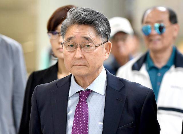 5·18 광주민주화운동 당시 북한군이 침투했다고 주장한 지만원씨가 2019년 5월 16일 오후 서초구 서울중앙지법에서 열린 속행공판에 출석하고 있다. 서재훈 기자