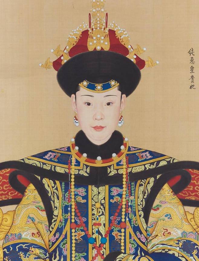 zz.jpg 드라마와는 다른 중국 청나라 시절 미인 후궁들의 초상화.jpg