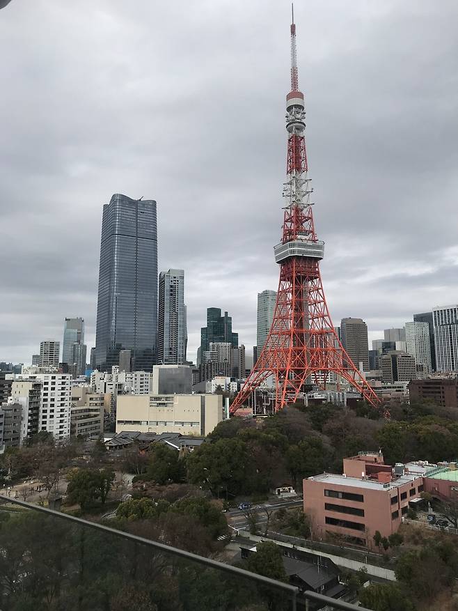 8F09A2B0-5BED-4B6C-9291-B97324F00F6D.jpeg 도쿄타워와 스카이트리를 동시에 바로 옆에서 볼수 있는 호텔