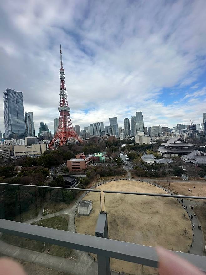 104551AF-F6A7-4498-963E-70461950747A.jpeg 도쿄타워와 스카이트리를 동시에 바로 옆에서 볼수 있는 호텔