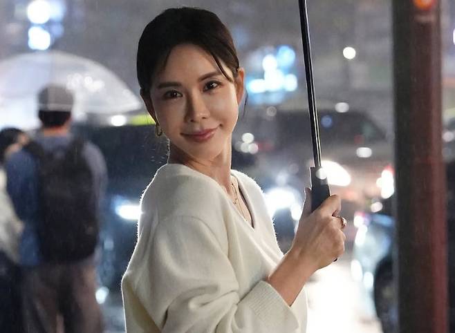 가수 출신 사업가 김준희가 20년 동안 운영해온 쇼핑몰 문을 닫는다. /사진=김준희 인스타그램 캡처