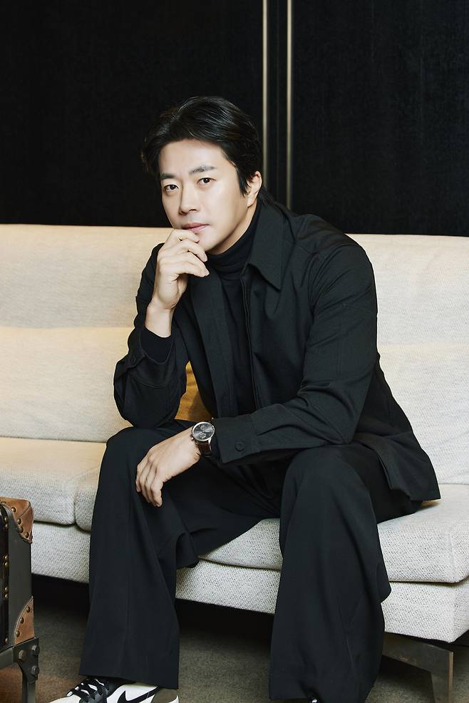 바이포엠스튜디오 제공