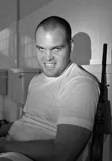 V9ZdhOO2XLr2PvDhFOebY7FShz_rwTkgx7LSzEL8hL4olxVsgYPbm4Vko_aAijTnLaxeqtuueAwAr-7JbxQwgc7RYU_DW9kr2th3Ggi7D8t6aMFe_UO_sQAlCHKQnx8GCtj609OKXinBZakNRNtWDg.webp.ren.jpg 정말 다양한 배역을 맡은 빈센트 드노프리오