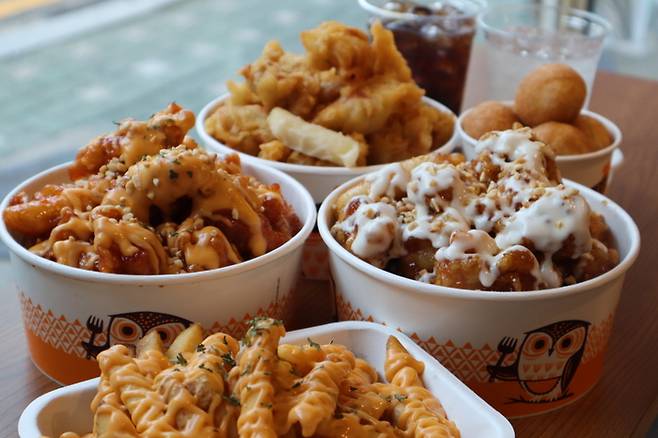 와바닭강정 메뉴. <와바닭강정>