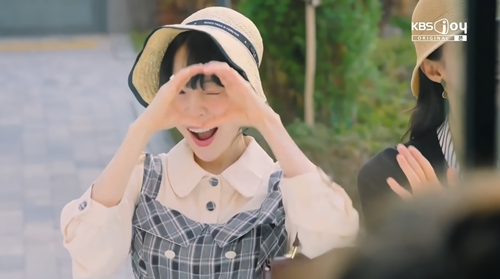 가수 겸 배우 김소이가 완성형 만능 엔터테이너로서 활약을 이어간다.