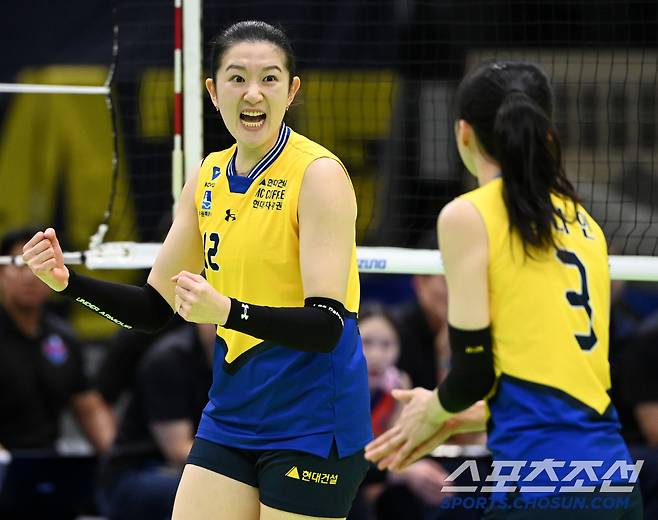 바로 이거야! 김다인을 보며 환호하는 이다현