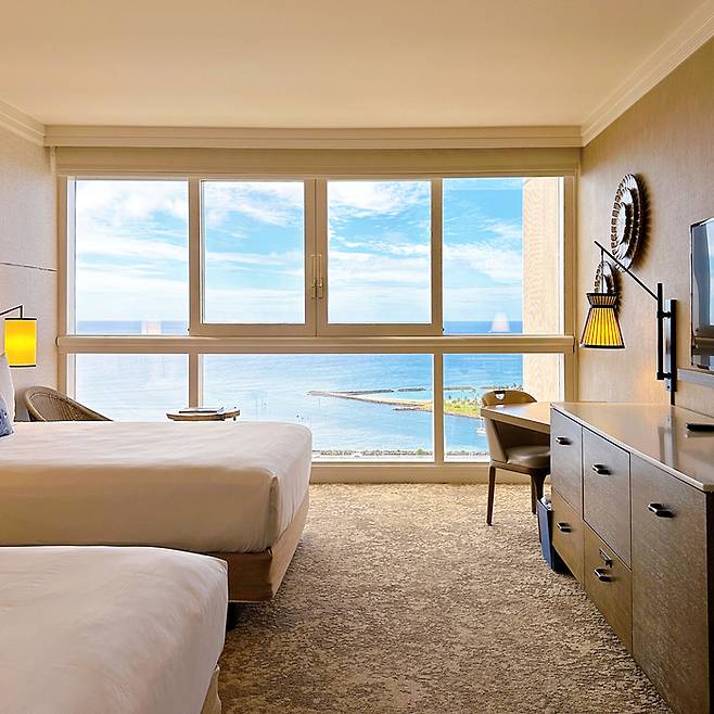 호텔 객실에서 바라본 풍경 / 사진=권효정 기자