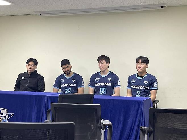 우리카드 알리 하그파라스트, 김지한, 한태준(왼쪽 2번째부터) [촬영 이대호]