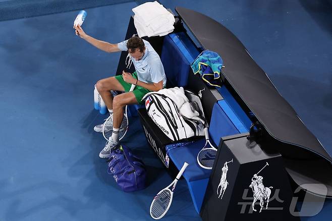 호주오픈에서 최악의 매너를 보인 메드베데프. ⓒ AFP=뉴스1