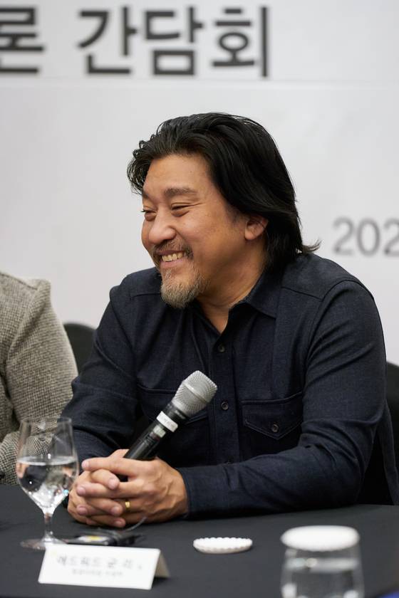 셰프 에드워드 리가 지난 16일 그랜드 인터컨티넨탈 파르나스에서 열린 한국이미지커뮤니케이션연구원(CICI) 주최 언론간담회에서 웃음을 보였다. 사진 CICI