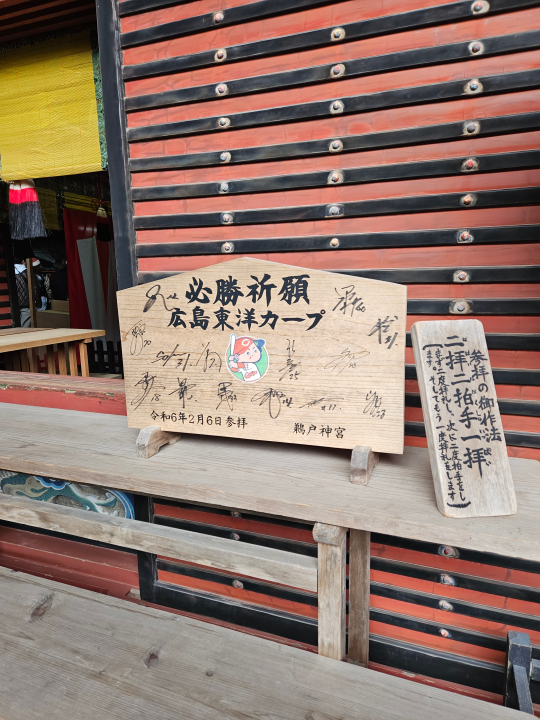 7cef8074b08269f73f8087e74785706bd62b957e55d71695e6fb058e03c9b9b3