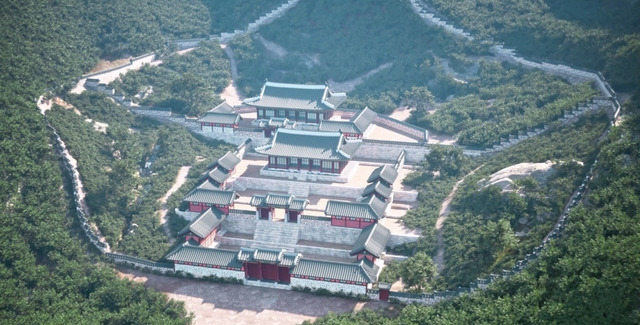 디지털 콘텐츠로 복원된 북한산성 행궁 전경. 고양시 제공