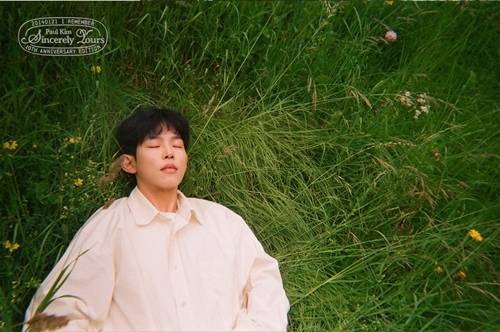 폴킴의 10년 음악을 집대성한 앨범이 드디어 오늘(21일) 베일을 벗는다.