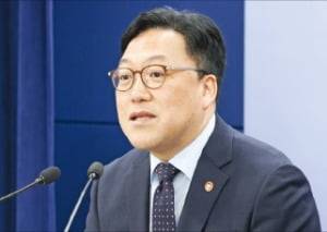 김병환 금융위원장이 22일 정부서울청사에서 열린 기자간담회에서 발언하고 있다.  /뉴스1