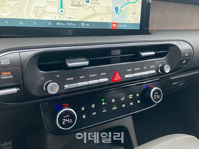 ‘디 올 뉴 팰리세이드’ 센터콘솔의 다채로운 물리키(사진=정병묵 기자)