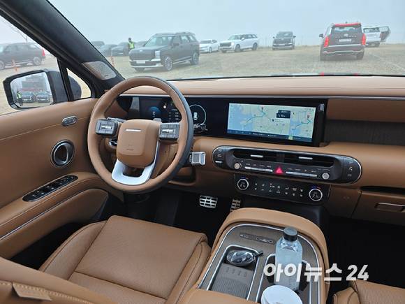 현대차 '디 올 뉴 팰리세이드' 운전석 인테리어. [사진=김종성 기자]