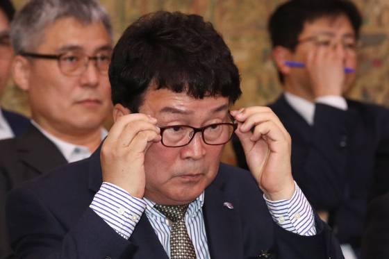 논란의 김택규 전 회장은 재선에 실패했다. 뉴스1