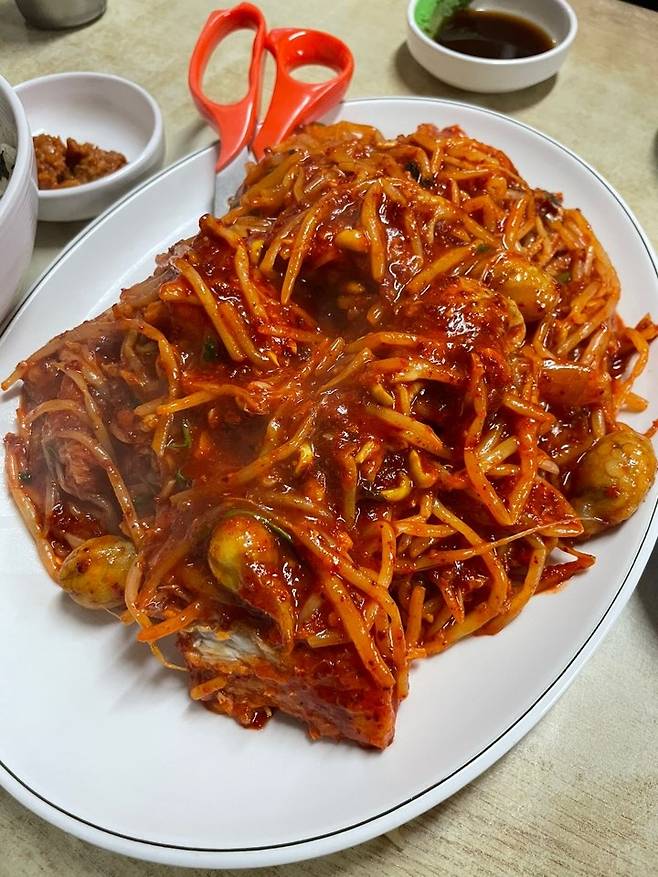 Busan Agu's agwi jjim (Hong Yoo/ The Korea Herald)