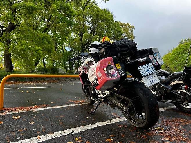 09e88872b7f01d8523ed8fe3449c70183dfab742c1665fa95bf8aecf026ee69ad9758f8f4365658af9f9a5c9d75a7bf18e4feacaa8