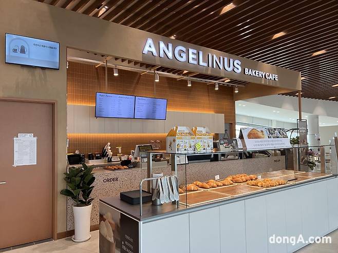 처인휴게소 엔제리너스 베이커리 카페