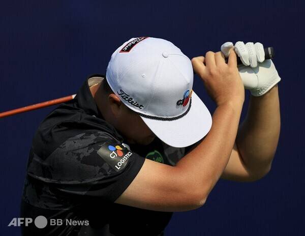 2025년 미국프로골프(PGA) 투어 파머스 인슈어런스 오픈에 출전한 임성재 프로가 3라운드 7번홀에서 경기하는 모습이다. 사진제공=ⓒAFPBBNews = News1