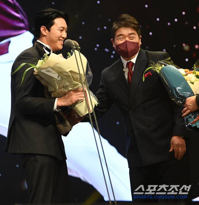 스포츠조선DB