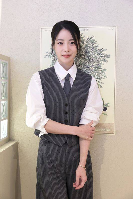 아티스트컴퍼니 제공