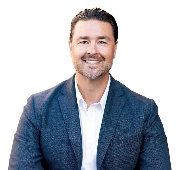 토머스 홀 GL캐피털파트너스 창업자 겸 대표 - 캘리포니아주립대 이스트베이 회계학,전 IGate 이사회 의장