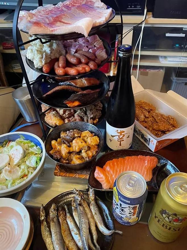 194b10e5b6873da.webp.ren.jpg 일본 남자들한테서 유행했다는 디저트용 트레이