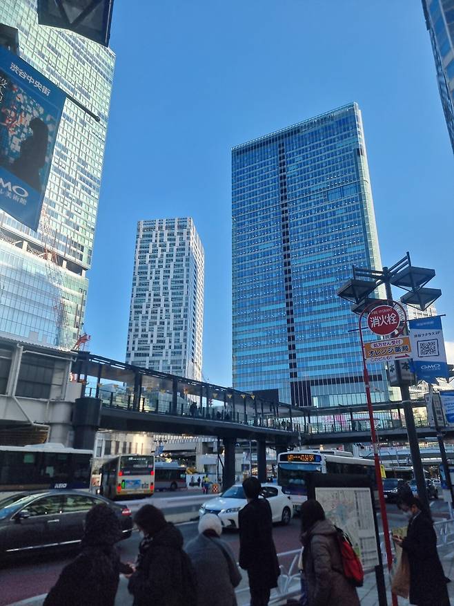 1000089539.jpg 나카메구로 갔습니다