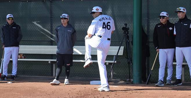 ▲ 치리노스는 "LG트윈스에 합류하게 된 것이 13년 나의 야구 인생에 있어서 터닝포인트가 될 수 있었으면 하는 바람이 있다"고 말했다.&nbsp;ⓒ LG 트윈스