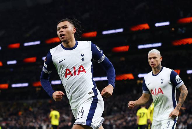 선제골 주인공 데인 스칼렛. 연합뉴스