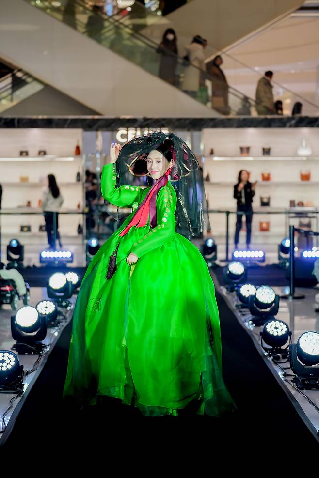 현대백화점 법고창신 한복패션쇼