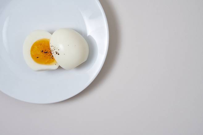 달걀에는 아연, 루테인, 제아잔틴 등 눈 건강을 돕는 영양소가 들어있다. [사진=게티이미지뱅크]