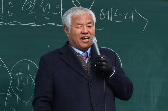 전광훈 사랑제일교회 목사가 26일 서울 종로구 세종대로에서 열린 광화문 전국 주일 연합예배에서 발언하고 있다. 2025.1.26  [사진=연합뉴스]