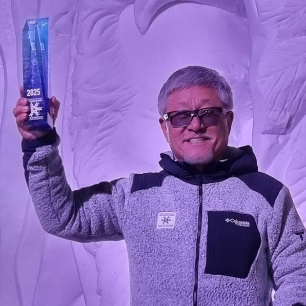 ▲ 삼척 출신 조각가 홍순태 조형작가팀이 최근 미국에서 열린 국제 눈조각 선수권 대회에서 한국 대표로 참가해 당당히 1위를 차지했다. 이 대회는 세계 3대 눈조각 대회로 손꼽힌다.