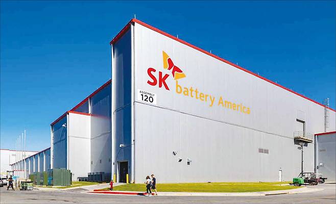 배터리 업체 SK온이 최근 유상감자를 실시하면서 배경에 관심이 쏠린다. 사진은 SK온 미국법인 전경. (SK온 제공)
