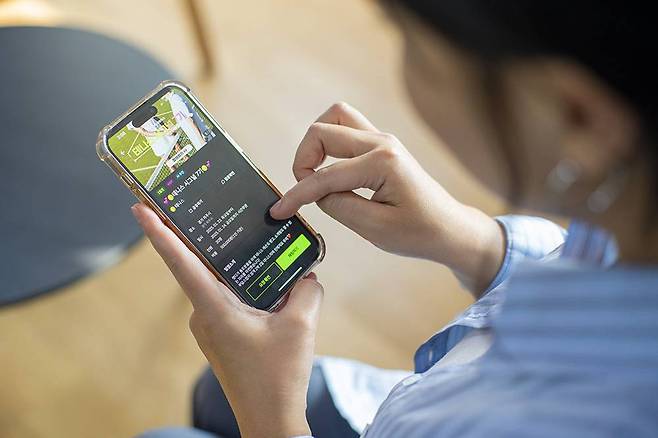 렛디는 스마트폰 앱 서비스로 제공되며, 기본 서비스는 무료로 이용할 수 있다 / 출처=IT동아