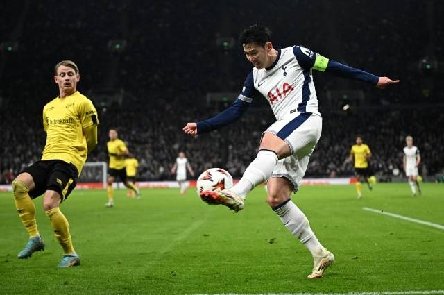 토트넘 홋스퍼 공격 핵심 손흥민. 토트넘은 1월 9일 홈에서 치른 EFL컵 준결승 1차전 리버풀과의 맞대결에서 1-0으로 이겼다. 사진=REUTERS=연합뉴스 제공