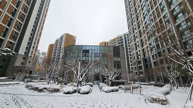 고덕 아르테온 학원 건물(고덕3단지 재건축조합).