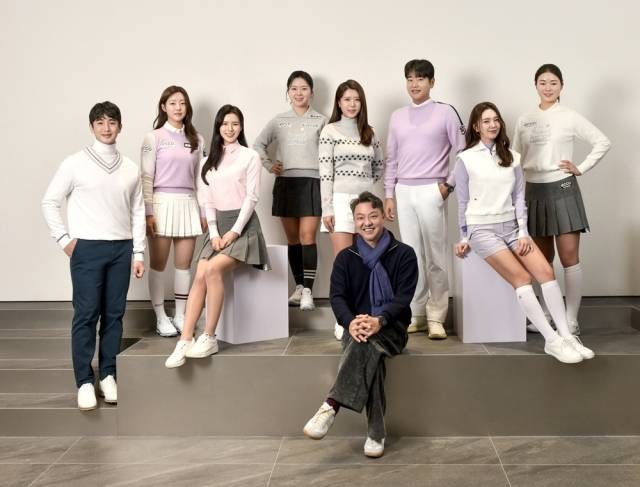SJ그룹과 덴마크 에코 합작 골프웨어 브랜드 '에코 골프 어패럴'이 '팀 에코' 골프단을 창단했다. /SJ그룹