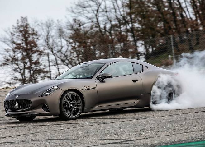 마세라티 그란투리스모 폴고레