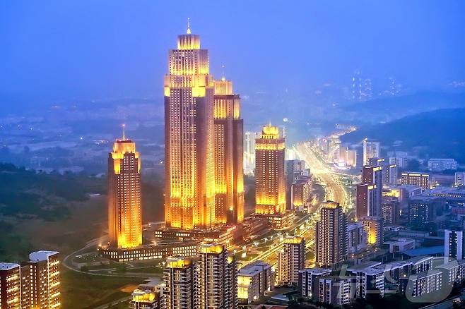 (평양 노동신문=뉴스1) = 북한 평양시 전위거리의 모습 [국내에서만 사용가능. 재배포 금지. DB 금지. For Use Only in the Republic of Korea. Redistribution Prohibited] rodongphoto@news1.kr