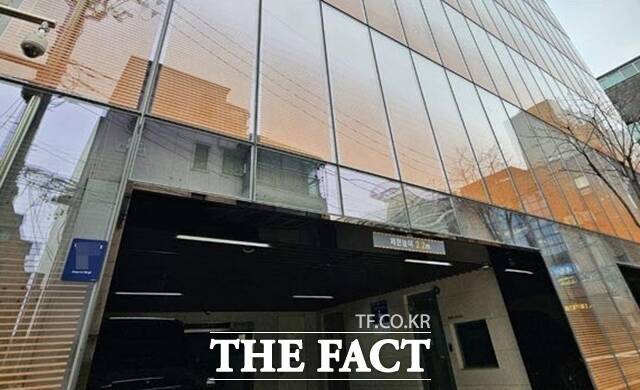 윤관 대표가 이끌고 있는 BRV는 국내 기업에 대한 투자로 막대한 수익을 거뒀다. 사진은 BRV코리아 사무실이 있는 서울 강남구의 한 빌딩. /더팩트 DB