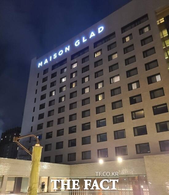 지난 2019년 호텔 사업 효율화를 추진했던 DL그룹이 코로나19 팬데믹 이후 업황이 호전되자 다시금 사업 정리를 꾀하는 모양새다. 사진은 제주특별자지도 메종글래드제주 전경 /우지수 기자