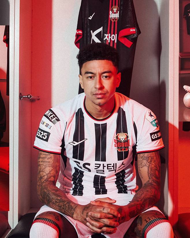 FC서울이 2025 시즌 새 유니폼 정책을 발표했다. FC서울 제공