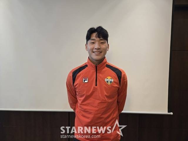 남해 전지훈련에서 만난 이광연. /사진=이원희 기자