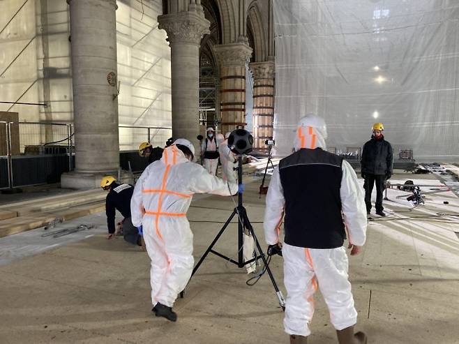 Brian F G Katz 제공