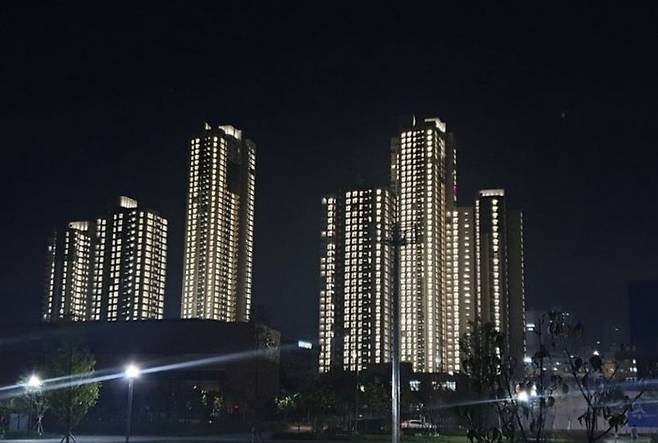 세종시 소담동 '힐스테이트 세종 리버파크' 야경 사진=호갱노노 캡쳐