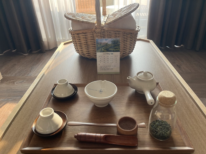 녹차 다도세트 / 사진= 문서연 여행+ 기자